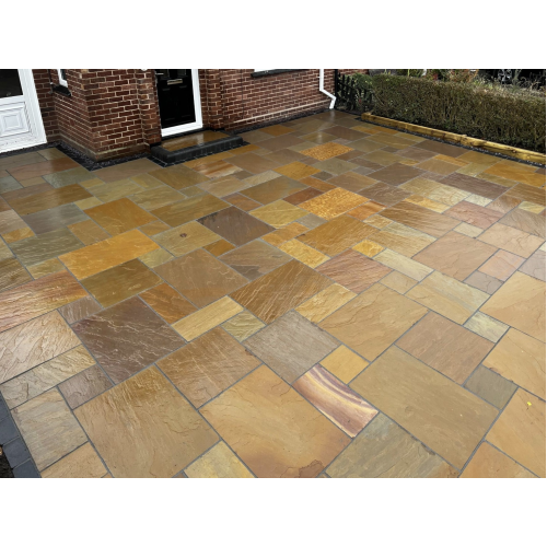 Buff Natural Sandstone 18-20mm calibrated - Mixed Sized Paving